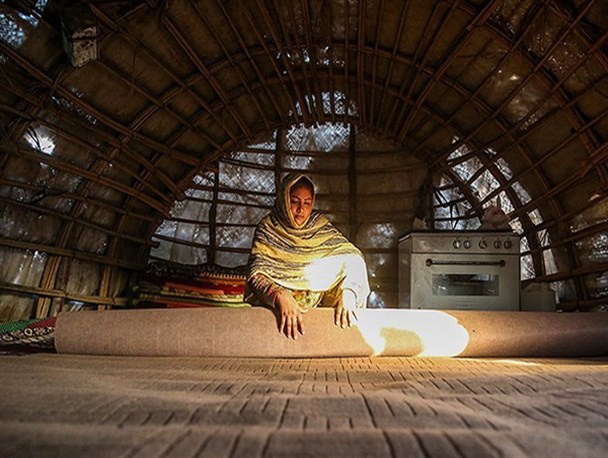 تصاویر/توزیع کمک های مردمی در بین سیل زدگان - کرمان