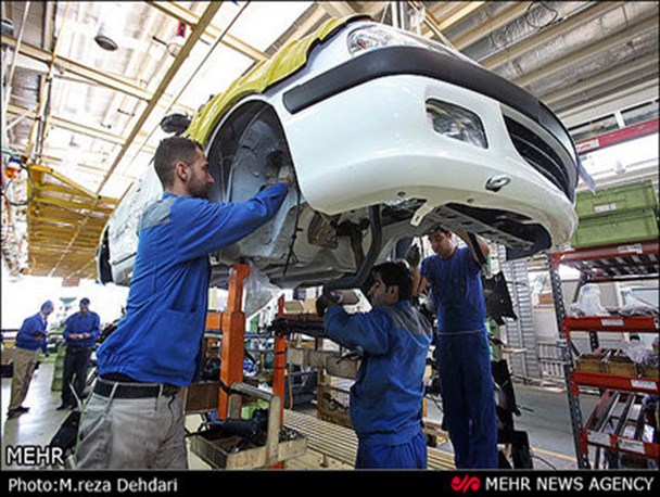 دلایل افول خودروسازان داخلی‌/ اولویتی به نام «حقوق مصرف‌کننده» در‌ صنعت خودروسازی نداریم