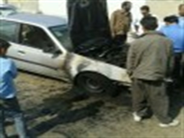 پژو ۴۰۵ روبروی یک مهد کودک در پارسیان آتش گرفت/علت حادثه در دست بررسی است