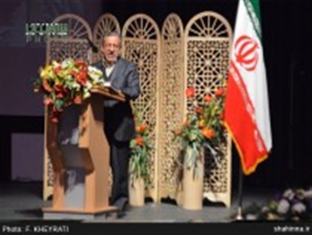 خط مشی فرمانداران باید فراجناحی باشد