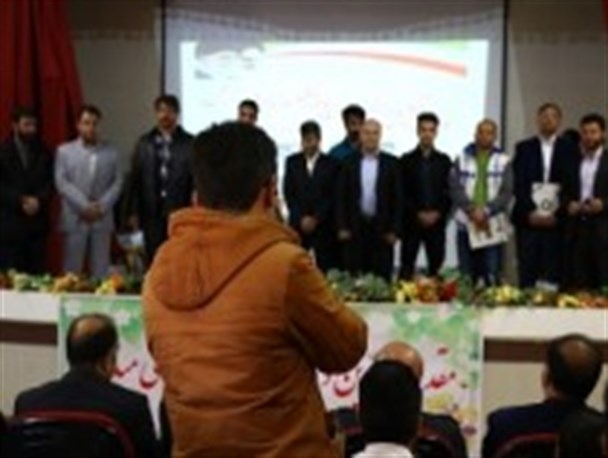 همایش تجلیل از قهرمانان ورزشی فلاورجان از نگاهی دیگر