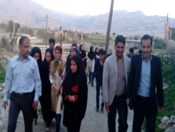 بازدید علمی دانشجویان دانشگاه یاسوج از روستای تاریخی القچین چرام / تصاویر