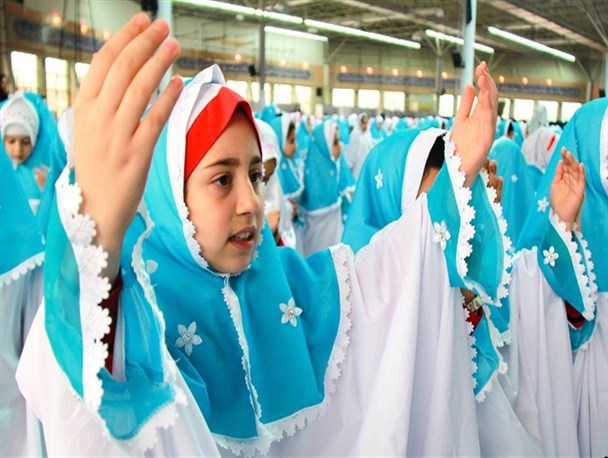 جشن تکلیف دختران آسمانی