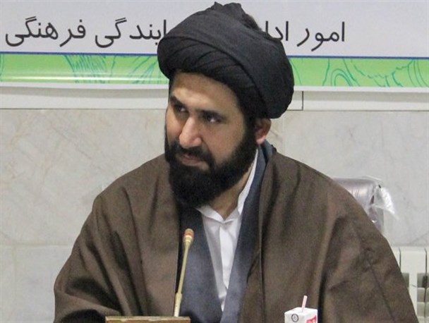 کشور در میدان نبرد نابرابر فرهنگی قرار دارد