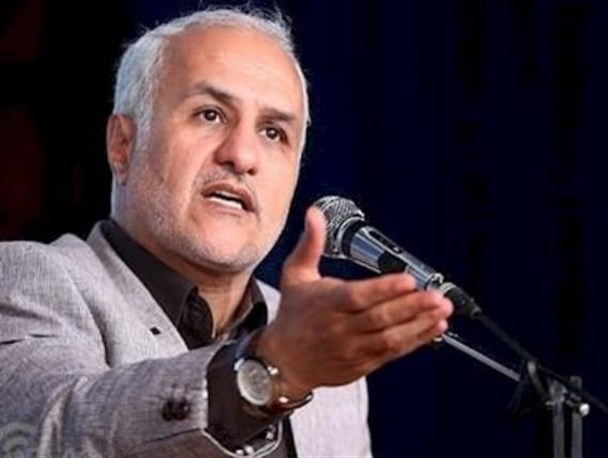 برخی افراد بدانند که ما در مقابل دنیای آن ها می ایستیم/ تروریست اقتصادی که در کشور رسوخ کرده دغدغه حل مشکلات مردم را ندارد