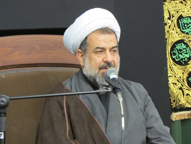 شهداء خودشان میدانند در چه مکانی دفن شوند/ مسئولینی که خلاف راه شهداء گام بر میدارند به فکر قیامت باشند