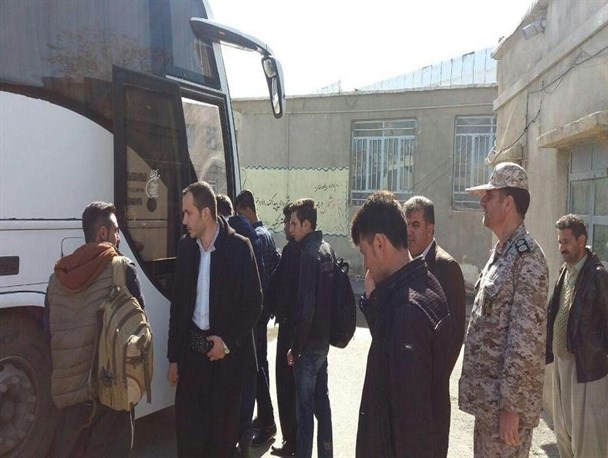کاروان راهیان نور دانشجویی بانه به مناطق عملیاتی جنوب اعزام شد