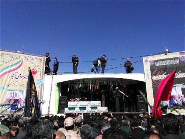 چهارمحال و بختیاری به احترام شهدای گمنام تمام قد ایستاد