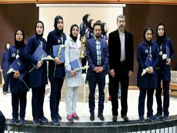 کاپ قهرمانی ورزشکاران همدانی در المپیاد ورزش های همگانی وزارت بهداشت /عکس و فیلم