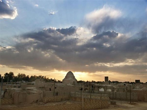 تصاویری از گنبد تاریخی مروست مهمترین بنای دوره ایلخانی در شهرستان خاتم