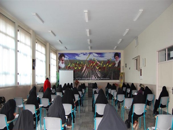 شانزدهمین آزمون سراسری قرآن کریم در چادگان برگزار شد/ تصاویر