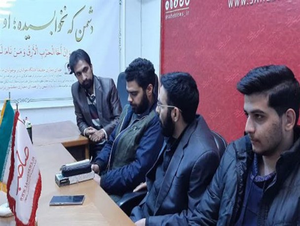 پای صحبت‌های جوانان انقلابی اصفهان که در عرصه فضای مجازی وارد میدان عمل شدند