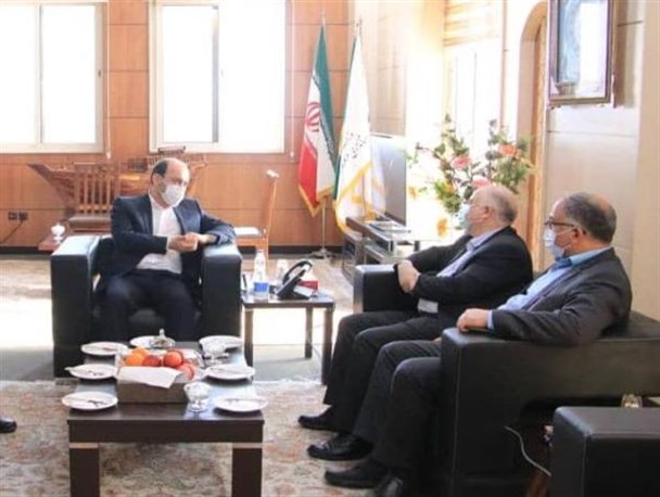 هرمزگان ظرفیت زیادی در حوزه تامین برق از انرژی‌های نو دارد/ وزارت نیرو در تامین زیرساخت‌های تامین برق جزایر خلیج فارس به صورت ویژه ورود کند