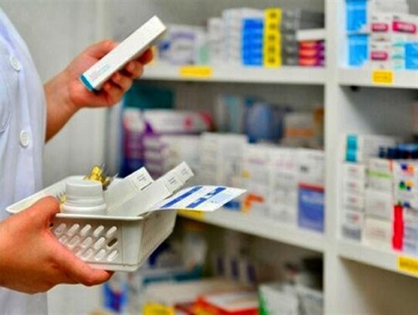 مشکلی از بابت کمبود دارو در استان یزد نداریم