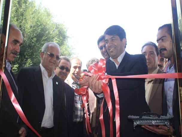 مجتمع فرهنگی و گردشگری باغ آهو در مهریز افتتاح شد