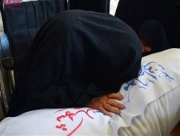 مادری برای چند پسر گمنام