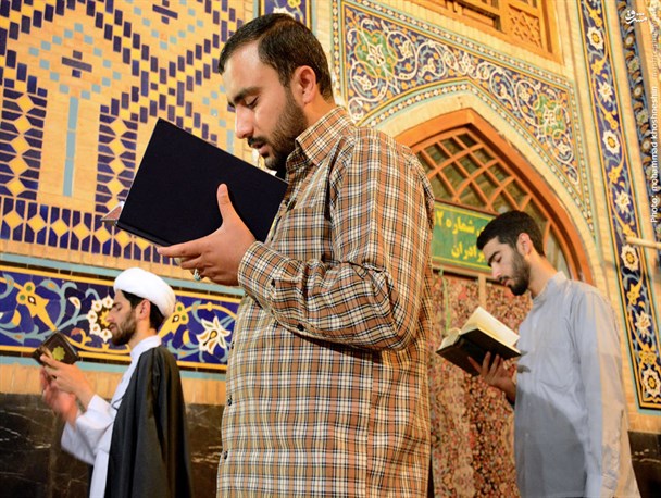 اعتکاف محلی برای محاسبه نفس/استقبال جوانان از مراسم معنوی اعتکاف