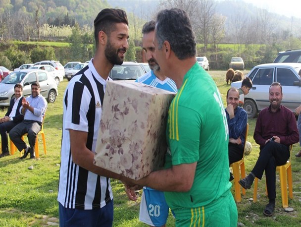 تجلیل از آرمین سهرابیان در زادگاهش روستای سرکلاته خرابشهر+تصاویر