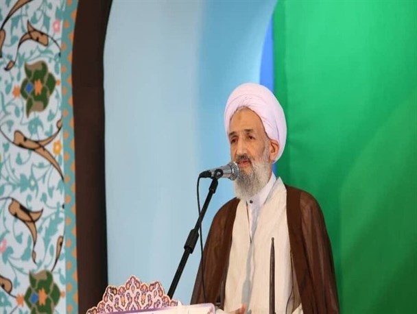 پایبندی ملت ایران به ارزش‌های «انقلاب اسلامی» دشمن را سرنگون کرد