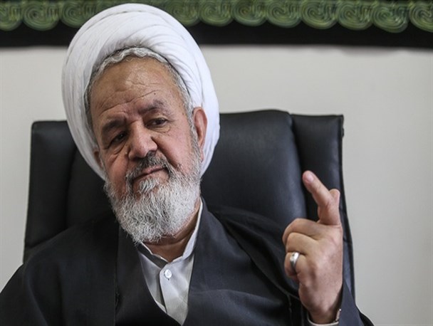 خبره ای که فاصله اش با رهبری زیاد است بینش قوی ندارد/انتخابات مجلس خبرگان از حساسیت ویژه ای برخوردار است