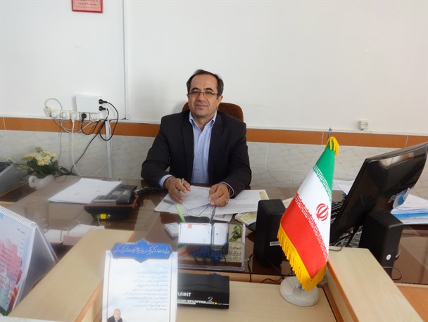 معلمان با پیکار مقدس خویش انسانهای معتهد را تربیت می کنند