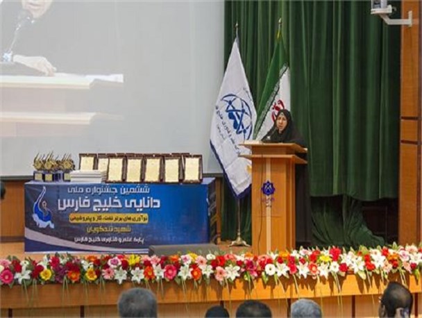 خدمتگزاری به مردم سرلوحه کار مسئولان باشد