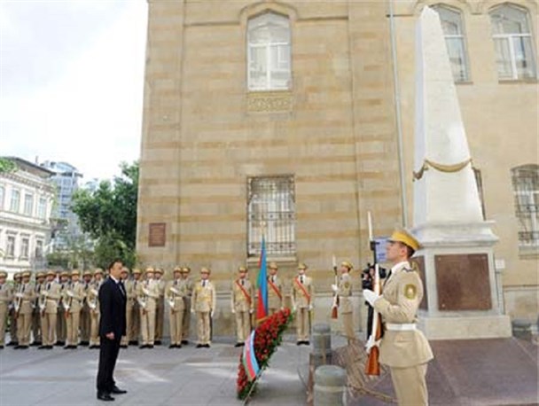 از کاهش زمان حبس سَلَفی‌ها و افزایش مدت زندان دینداران تا منع حضور بانوان محجبه در تلویزیون