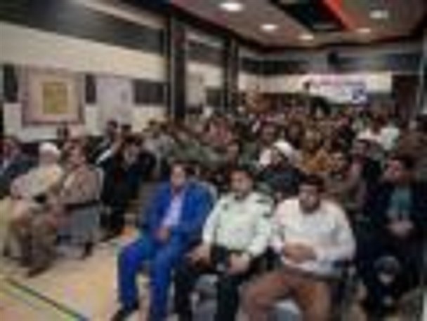 همایش گرامیداشت هفته عقیدتی سیاسی در روانسر برگزار شد