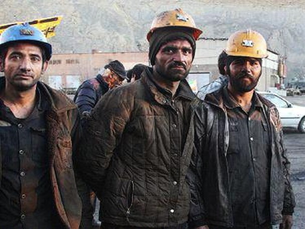 انسان سازی در مدرسه زندگی با معلمی پدران کارگر