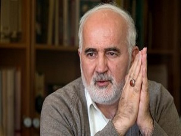 فساد سیاسی سبب کاهش تولید و افزایش شکاف اقتصادی است/ در ایران فردگرایی رشد کرده اما حاکمیت قوانین و ضوابط وجود ندارد