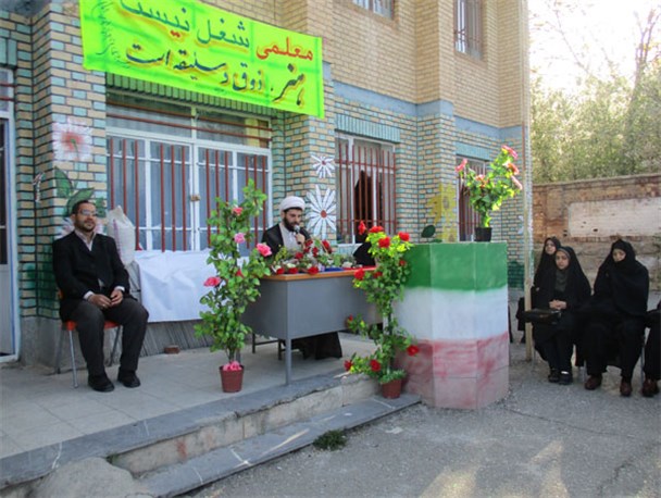 گرامیداشت معلم؛ گرمیداشت کرامت انسانی است/ شهید مطهری معلم انقلاب+تصاویر