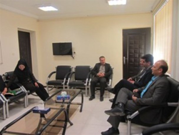 نماینده وزیر بهداشت وارد سپیدان شد