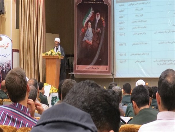 برگزاری همایش «حکمت مطهر» در کامیاران/ تجلیل از فعالان و هادیان عقیدتی و سیاسی