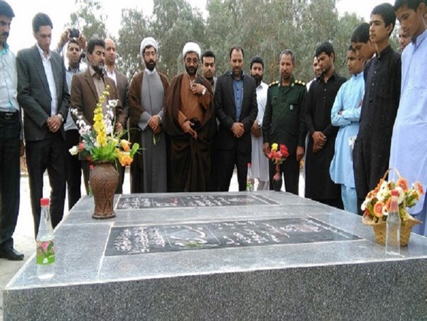 برگزاری مراسم غبار روبی مزار شهدای گمنام در شهرستان میرجاوه