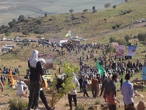 300خواهر بسیجی پلدختر از مناطق جنگی غرب بازدید کردند