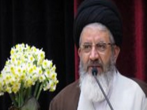 «ایمان» اصل نخست دشمن شکنی نیروهای مسلح ایران/ روحانیت تضمین کننده قوت ایمان نظامیان است