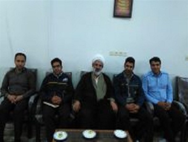 اداره گاز بادرود با اقشار ضعیف و کم در آمد در پرداخت گازبها همکاری کند