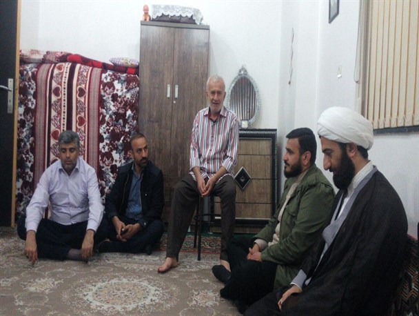 امام جمعه خشکبیجار با جانبازان این بخش دیدار و گفتگو کرد