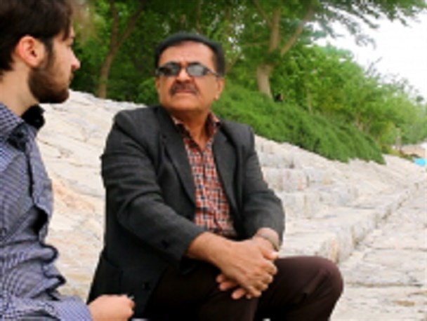 پایم را در کلاس نمی گذارم مگر با عشق/ معلم متولی تربیت جامعه است