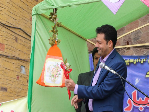زنگ سپاس از معلم در بخش کهریزک نواخته شد