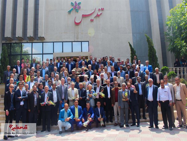 نوزدهمین دوره دانش آموختگان دبیرستان شهید عالمی برگزار شد