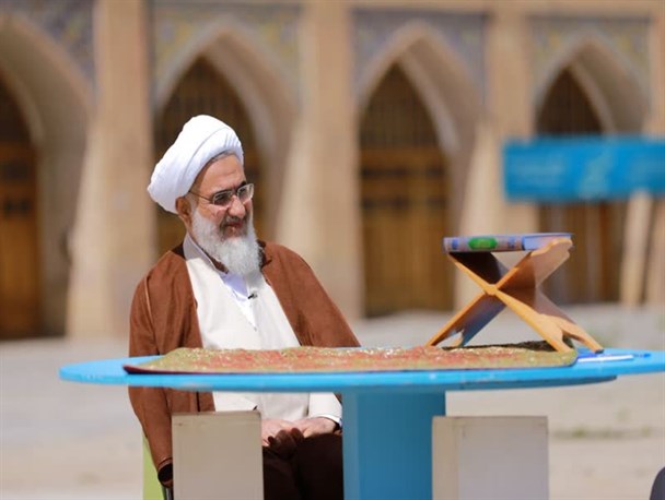 دشمنان از نگاه قرآن هیچگاه قابل اعتماد نخواهند بود/ جایگاه معلم و کارگر در پیشرفت کشور عظیم و بی بدیل است