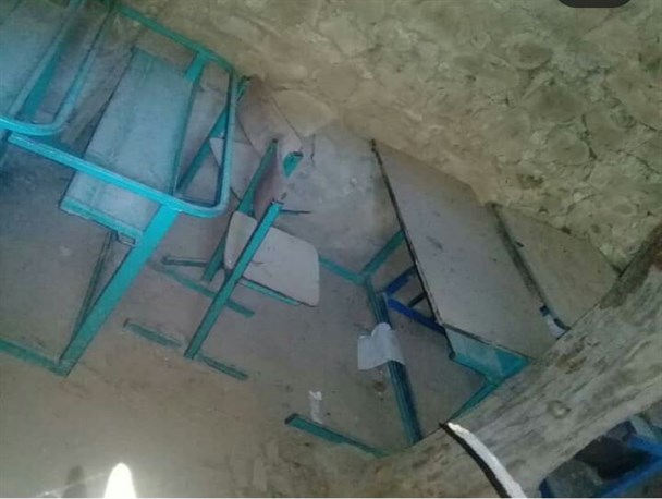 معلمی سخت در چهارمحال و بختیاری/ از گرفتار شدن در بین گرگ‌ها تا عبور با کابل از روی رودخانه