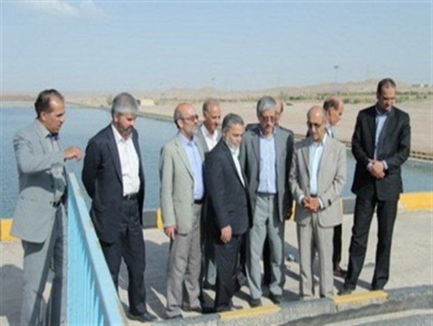 بازدید استاندار یزد از دو واحد خدمات شهری