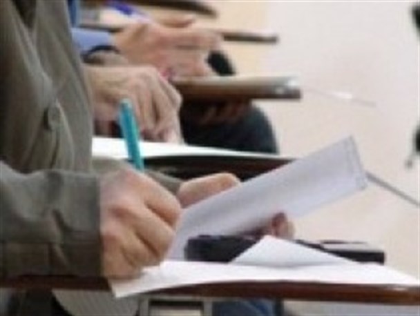 آزمون عملی رشته‌های شغلی آتش‌نشان و راننده آتش‌نشان در زاهدان برگزار می شود