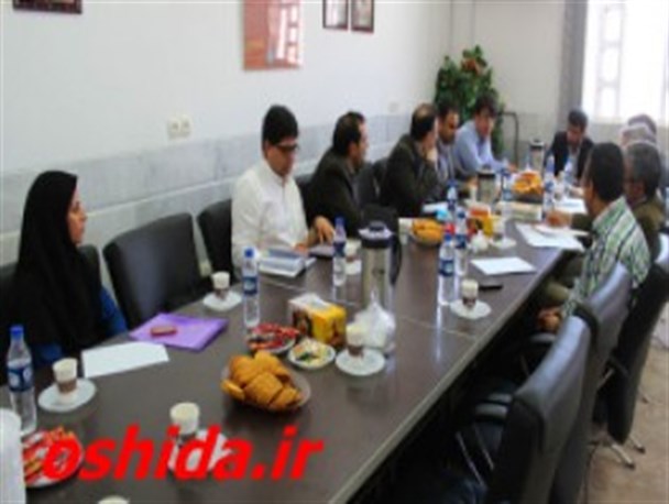 جلسه بررسی روند اجرای طرح تحول نظام سلامت در بیمارستان امام خمینی (ره) شهرستان زابل برگزار شد