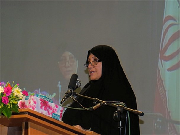 بزرگداشت مفاخر گامی بلند در تقویت فرهنگ