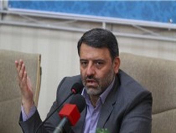 امینی: گره زدن استیضاح به مسائل مالی جفای به دکتر سقائیان نژاد است/ صحبت از احتمال شهردار شدنم درست نیست