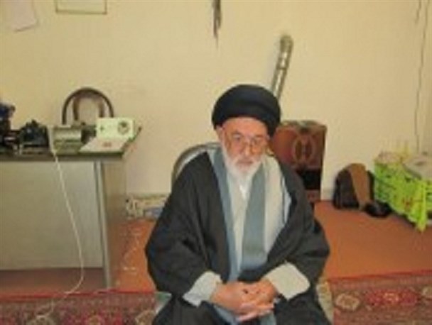 افراد فاسد  مانند اعضا و جوارح سرطانی هستند که باید از بدن جدا کرد
