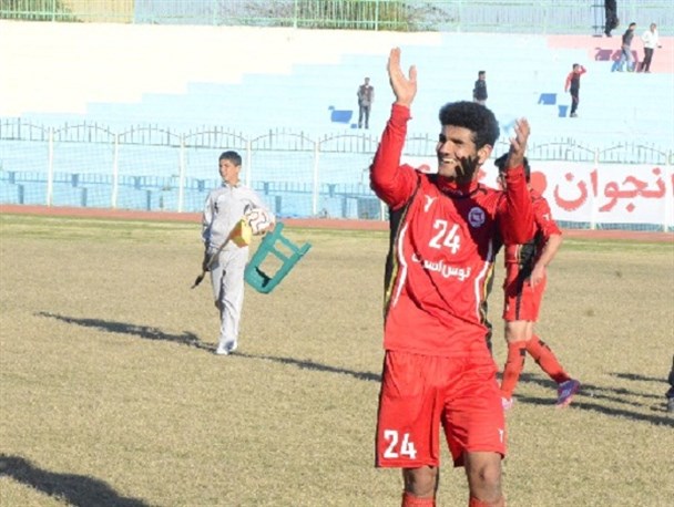 بازیکن اهرمی ایرانجوان به استقلال می پیوندد